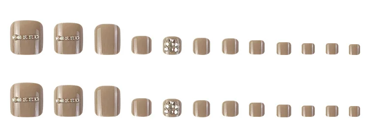 False Toe Nails