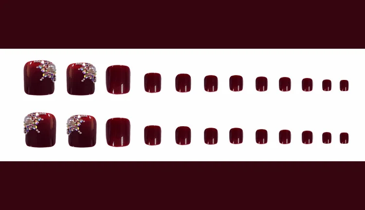 False Toe Nails